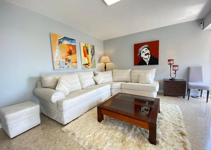 Apartmán El Faro Beachfront By Kura Homes