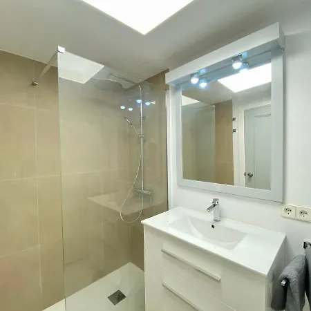 El Faro Beachfront By Kura Homes