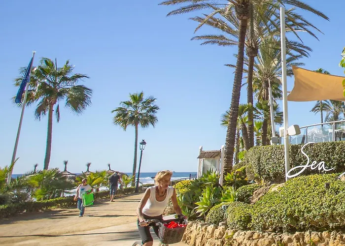 El Faro Beachfront By Kura Homes Marbella